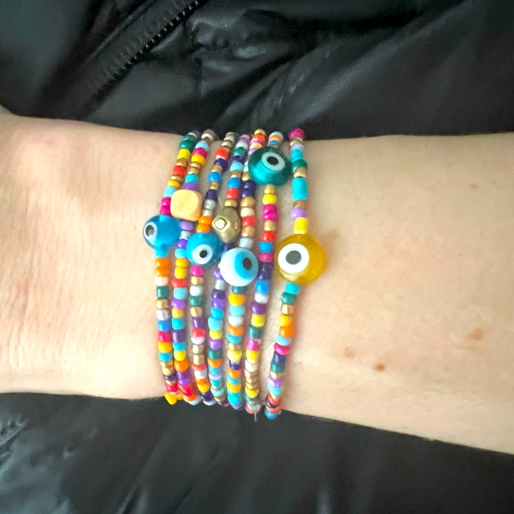 LIZ ASH SEED BEAD BRACELETS WITH EVIL EYE CROSS OR WOODEN BLOCK SET GIFT BNWT